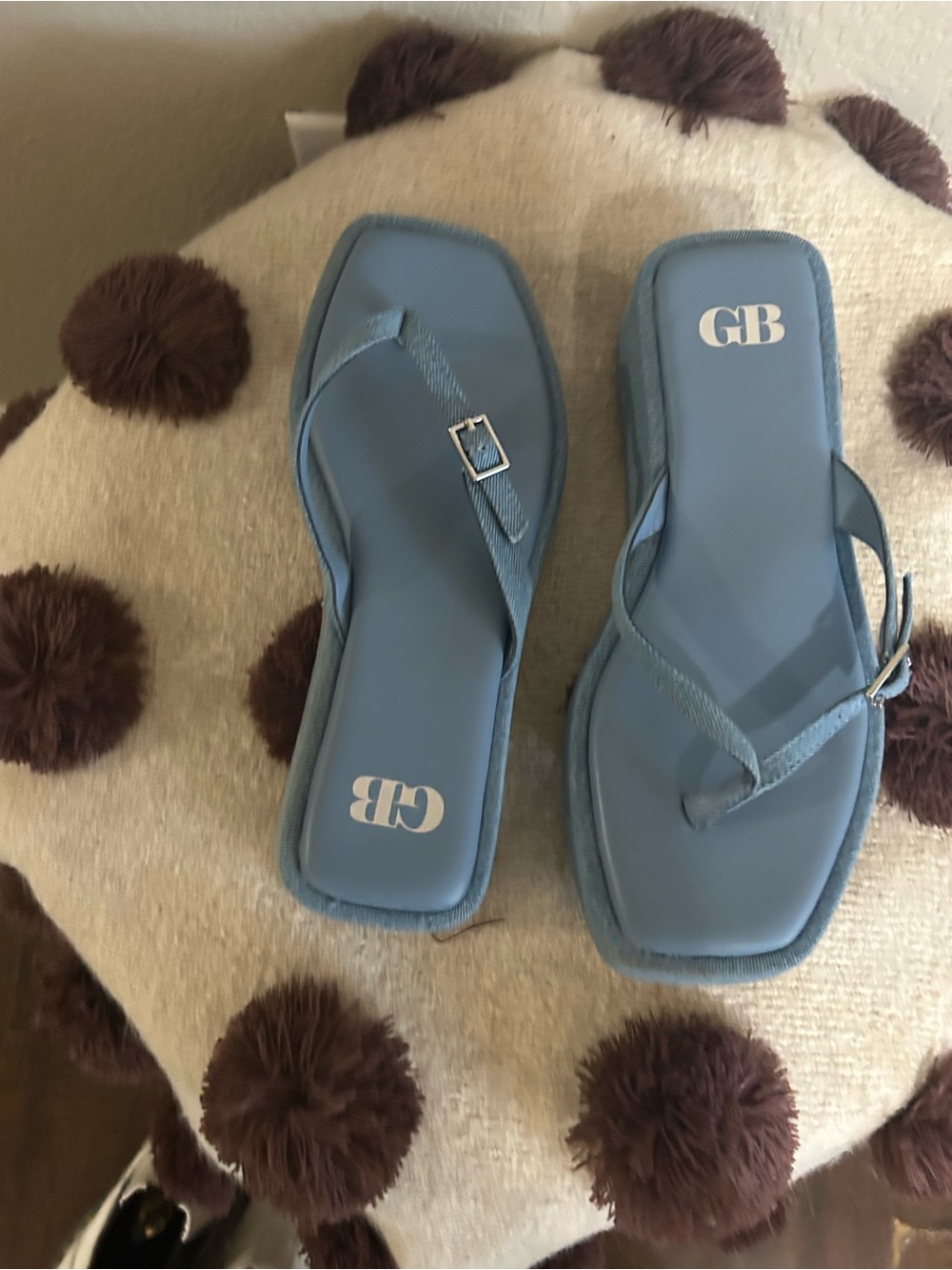 GB girls Blue Square-Toe Thong Sandals